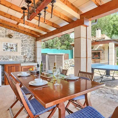 Joan Toni By Willa *